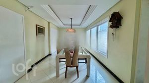Image 10 - 866486