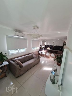 Image 6 - 866488