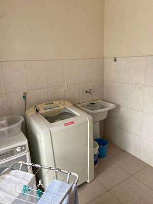 Image 17 - 866492