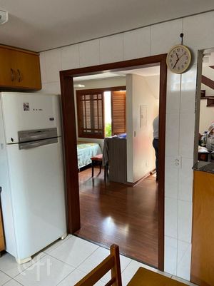 Image 12 - 866492