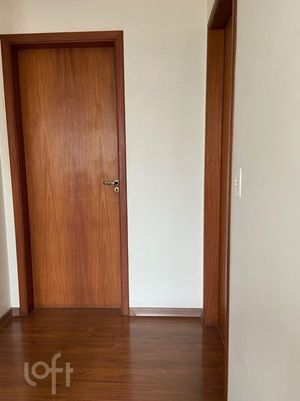 Image 21 - 866492