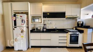 Image 6 - 866494