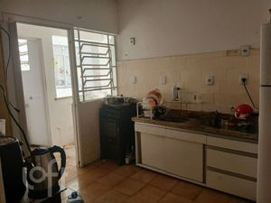 Image 15 - 866500
