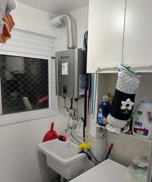 Image 10 - 866505