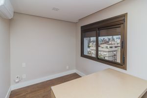 Image 21 - 866522