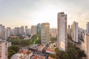 Image 6 - 866527