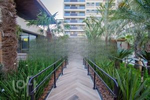 Image 32 - 866528