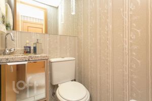 Image 10 - 866530
