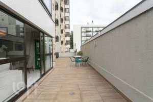 Image 6 - 866530