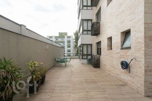 Image 8 - 866530