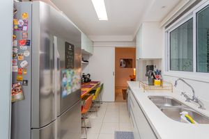 Image 31 - 866531