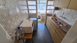 Image 12 - 866542