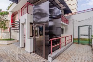 Image 69 - 866558