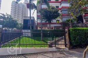Image 92 - 866558