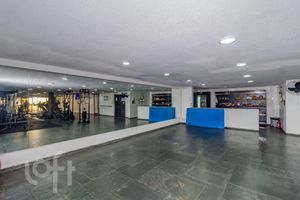Image 63 - 866558