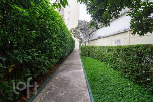 Image 16 - 866560