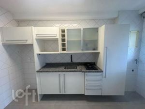 Image 4 - 866561
