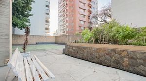 Image 48 - 866569
