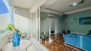 Image 10 - 866569