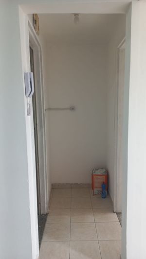 Image 8 - 866608
