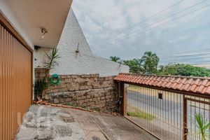 Image 38 - 866625