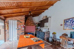 Image 29 - 866625