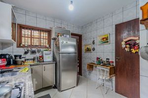 Image 11 - 866625