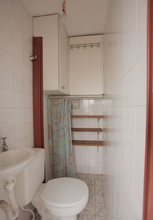 Image 12 - 866630