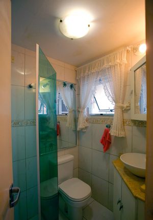 Image 15 - 866631