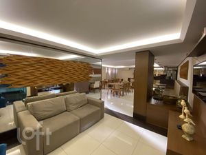 Image 87 - 866633