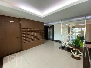 Image 80 - 866633