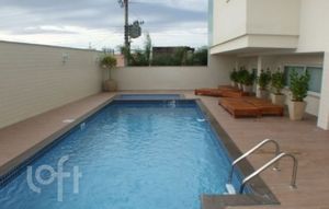 Image 6 - 866633