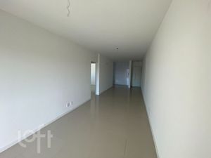 Image 29 - 866633