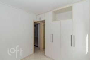 Image 11 - 866636