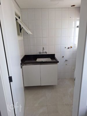 Image 21 - 866642