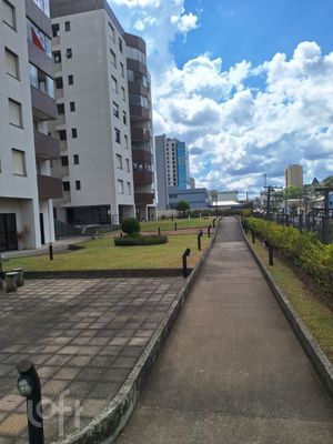 Image 25 - 866642