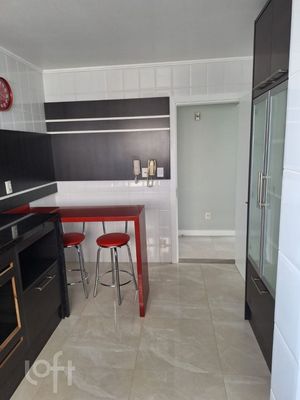 Image 8 - 866642