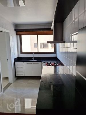 Image 6 - 866642