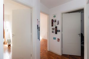 Image 11 - 866649