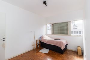 Image 19 - 866649