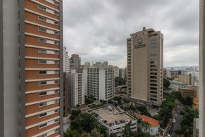 Image 32 - 866658