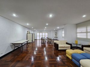 Image 24 - 866663
