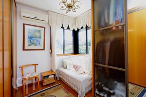 Image 20 - 866679