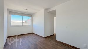 Image 30 - 866680