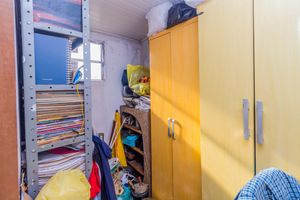 Image 18 - 866697