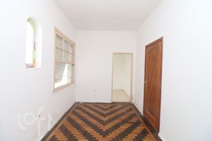 Image 7 - 866698