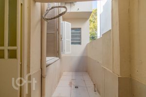 Image 15 - 866698