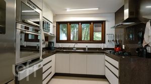 Image 4 - 866705