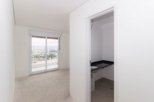 Image 21 - 866709