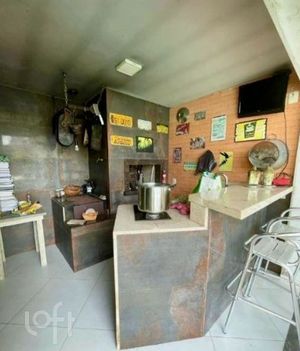 Image 6 - 866718